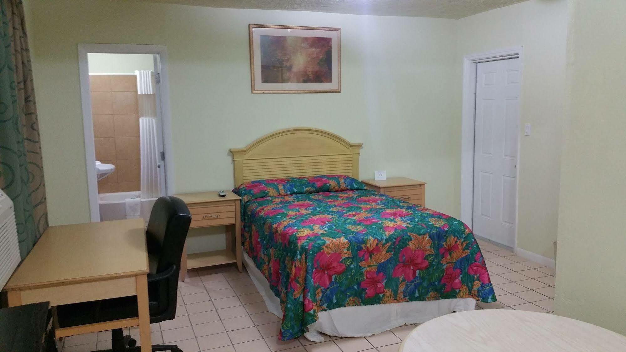 Travelers Inn - Clearwater Eksteriør bilde