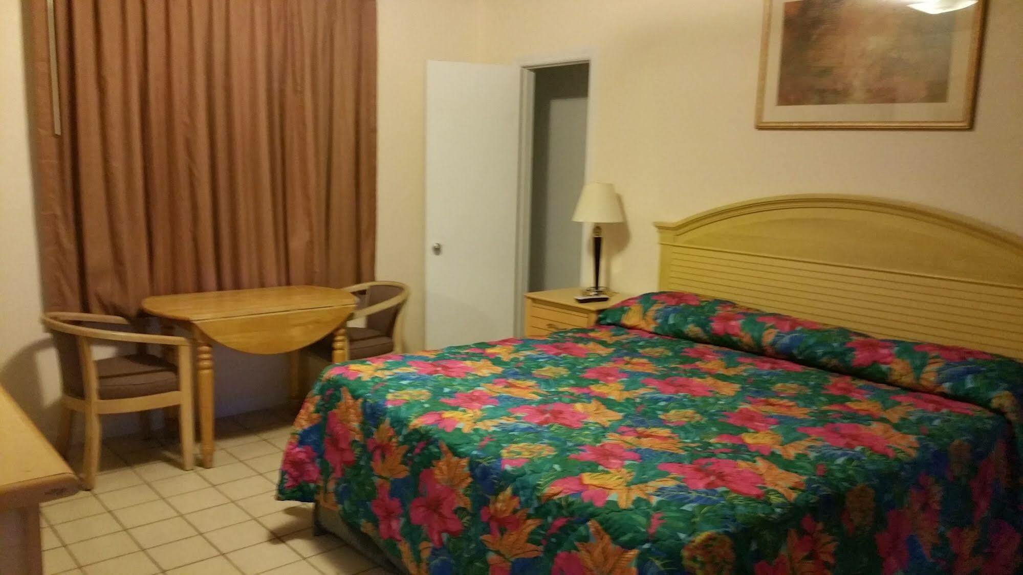 Travelers Inn - Clearwater Eksteriør bilde